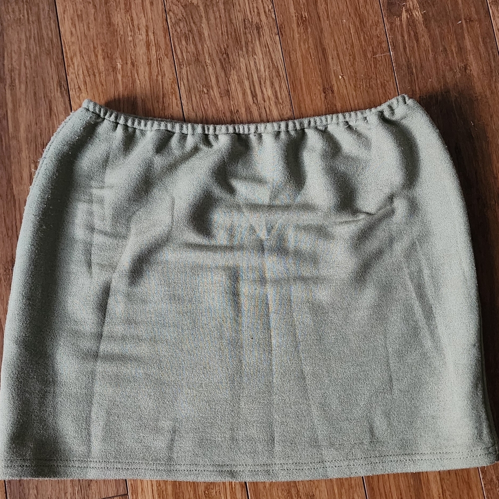Edikted Sage Green Knit Mini Skirt
